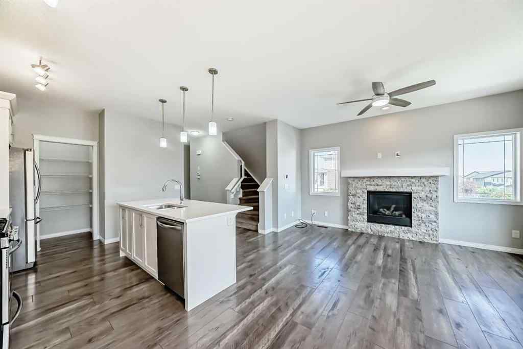 MLS® A2253455 - 581 Hillcrest Road SW in Hillcrest Airdrie, Residential