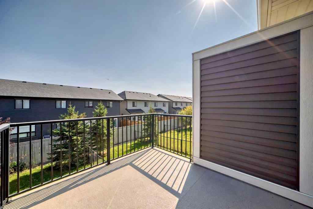 MLS® A2253455 - 581 Hillcrest Road SW in Hillcrest Airdrie, Residential