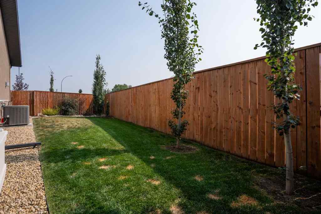 MLS® A2253458 - 4402A 73 Street  in West Park Camrose, Residential