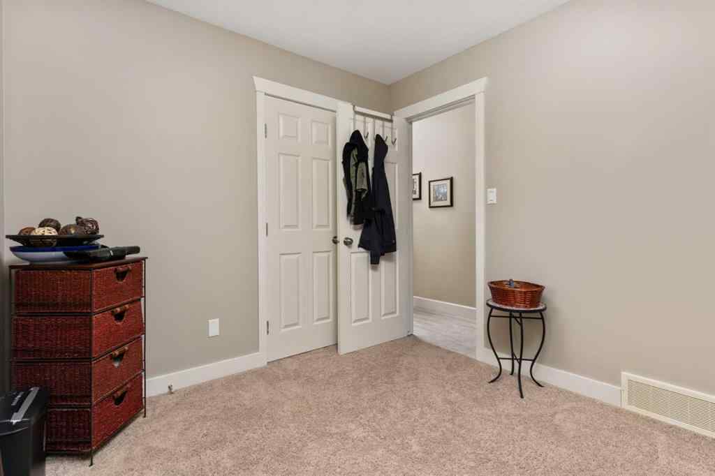 MLS® A2253458 - 4402A 73 Street  in West Park Camrose, Residential