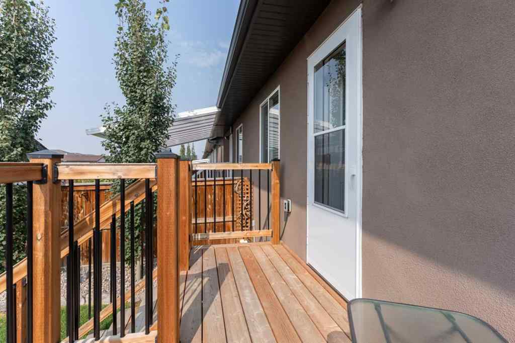MLS® A2253458 - 4402A 73 Street  in West Park Camrose, Residential