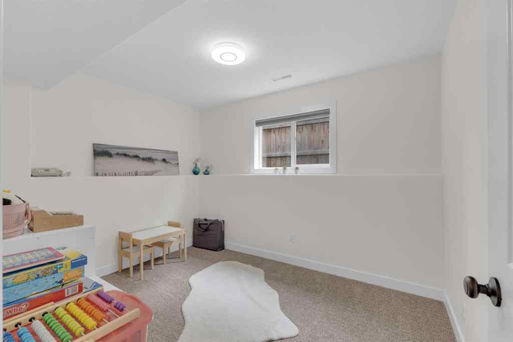 MLS® A2253462 - 17 Cedar Crescent  in Cottonwood Estates Blackfalds, Residential