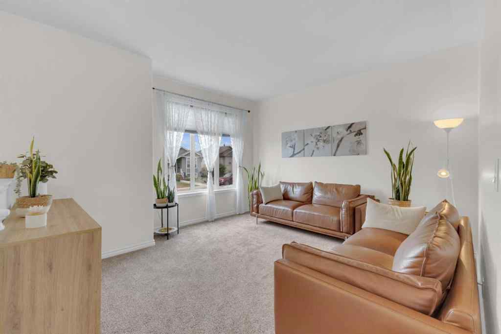 MLS® A2253462 - 17 Cedar Crescent  in Cottonwood Estates Blackfalds, Residential