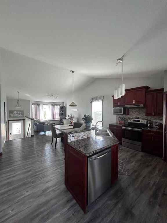 MLS® A2253465 - 223 15 Street E in Meadowbrook Brooks, Residential