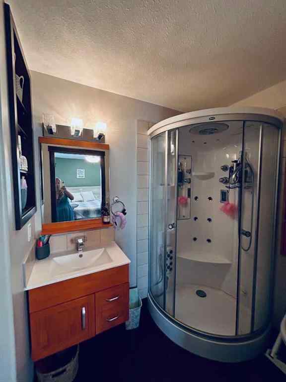 MLS® A2253465 - 223 15 Street E in Meadowbrook Brooks, Residential