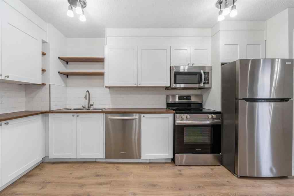 MLS® A2253467 - 3701 Cedarille Drive SW in Cedarbrae Calgary, Residential