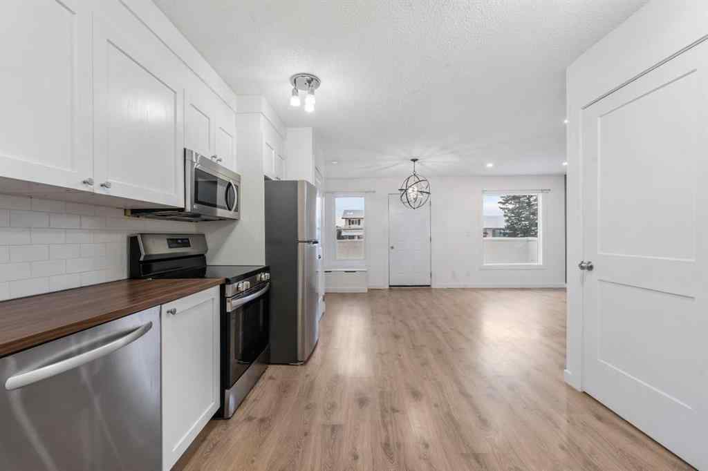 MLS® A2253467 - 3701 Cedarille Drive SW in Cedarbrae Calgary, Residential