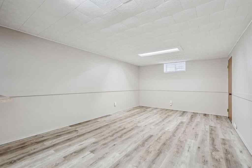 MLS® A2253468 - 5606 50 Street  in NONE Olds, Residential