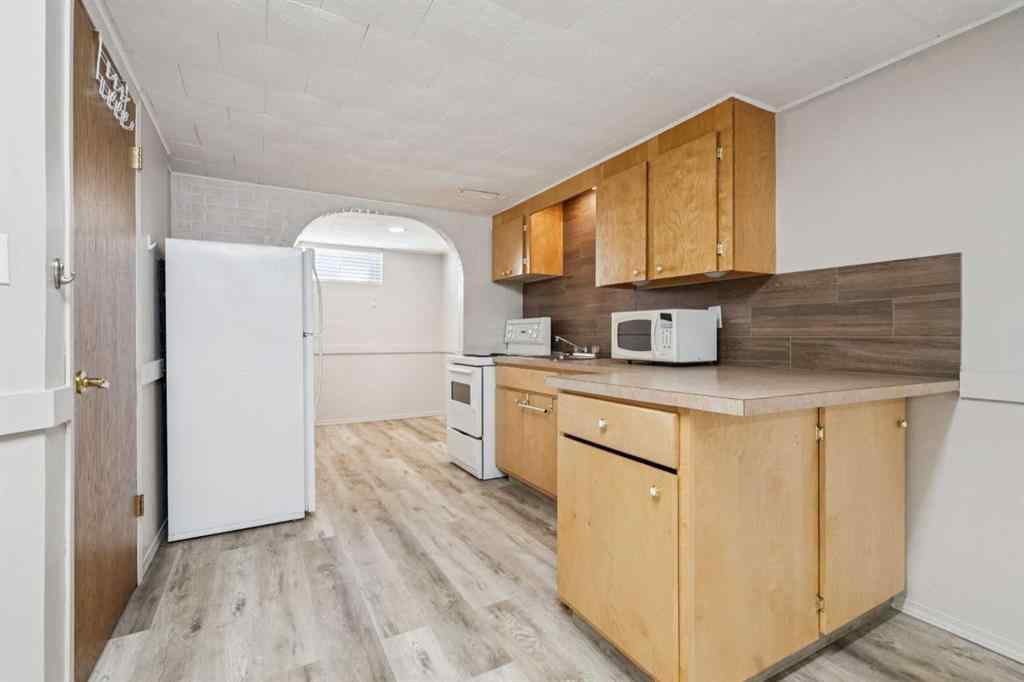 MLS® A2253468 - 5606 50 Street  in NONE Olds, Residential