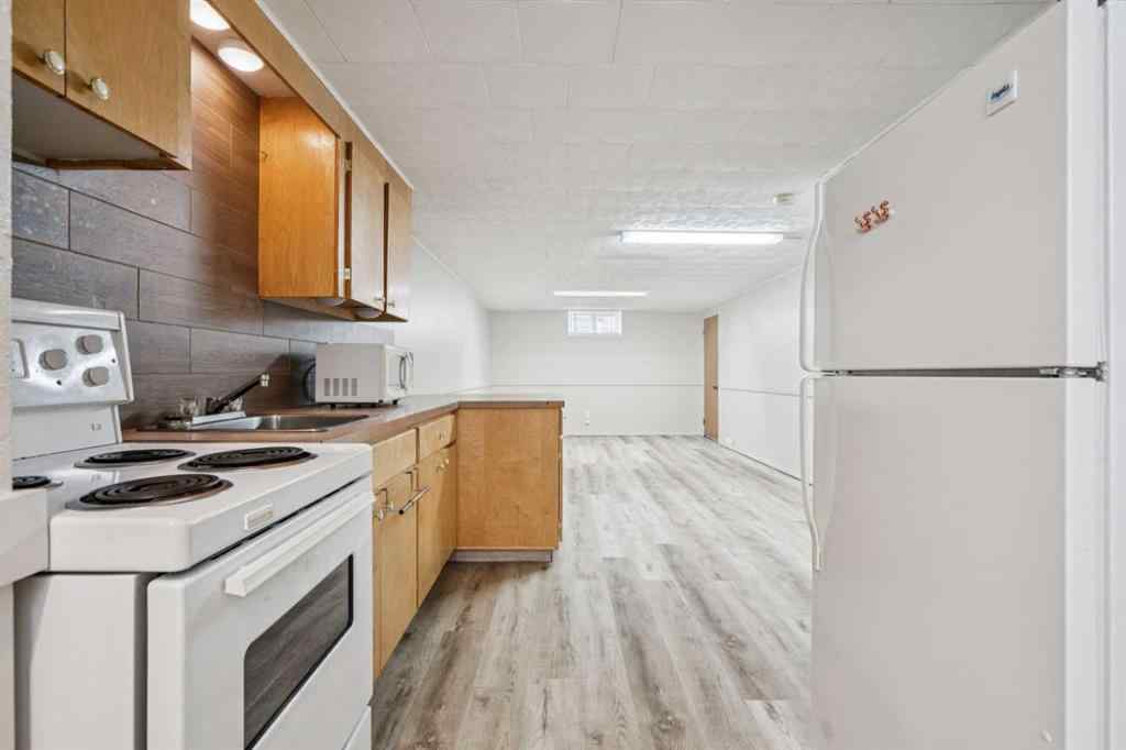 MLS® A2253468 - 5606 50 Street  in NONE Olds, Residential