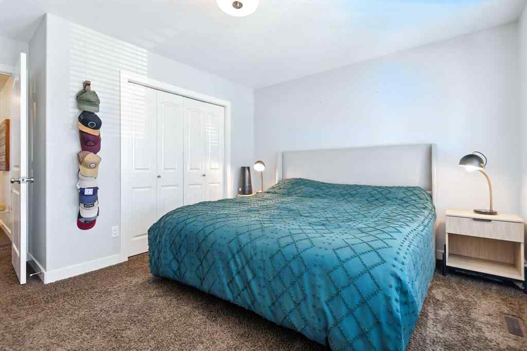MLS® A2253474 - 138 Bowman Circle  in Beacon Hill Sylvan Lake, Residential