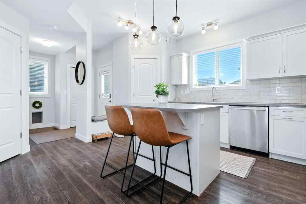 MLS® A2253474 - 138 Bowman Circle  in Beacon Hill Sylvan Lake, Residential