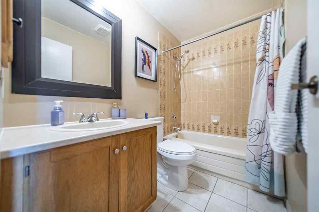 MLS® A2253476 - Unit #40 185 Woodridge Drive SW in Woodlands Calgary, Residential