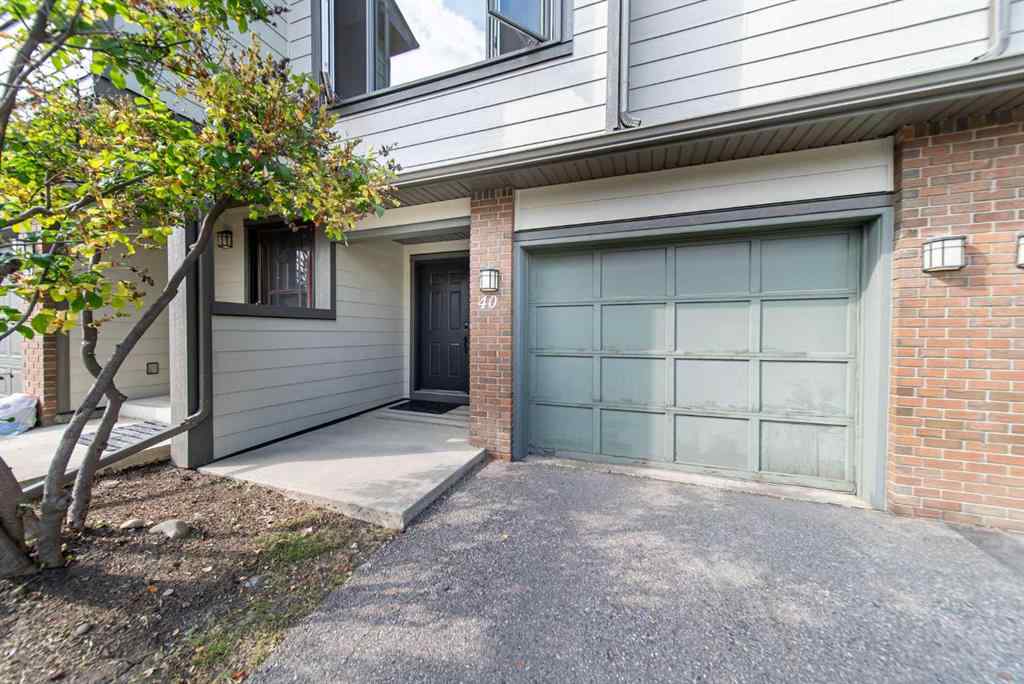 MLS® A2253476 - Unit #40 185 Woodridge Drive SW in Woodlands Calgary, Residential