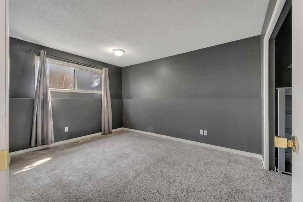 MLS® A2253478 - Unit #2 3314 Centre Street NE in Highland Park Calgary, Residential
