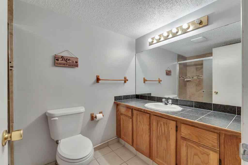 MLS® A2253478 - Unit #2 3314 Centre Street NE in Highland Park Calgary, Residential