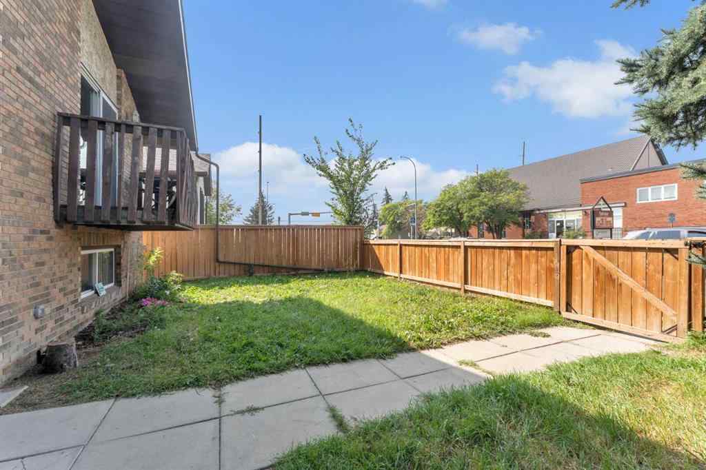 MLS® A2253478 - Unit #2 3314 Centre Street NE in Highland Park Calgary, Residential