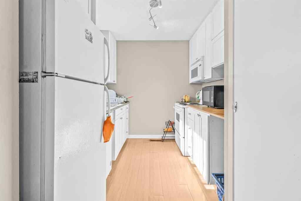 MLS® A2253479 - Unit #1 131 Templehill Drive NE in Temple Calgary, Residential