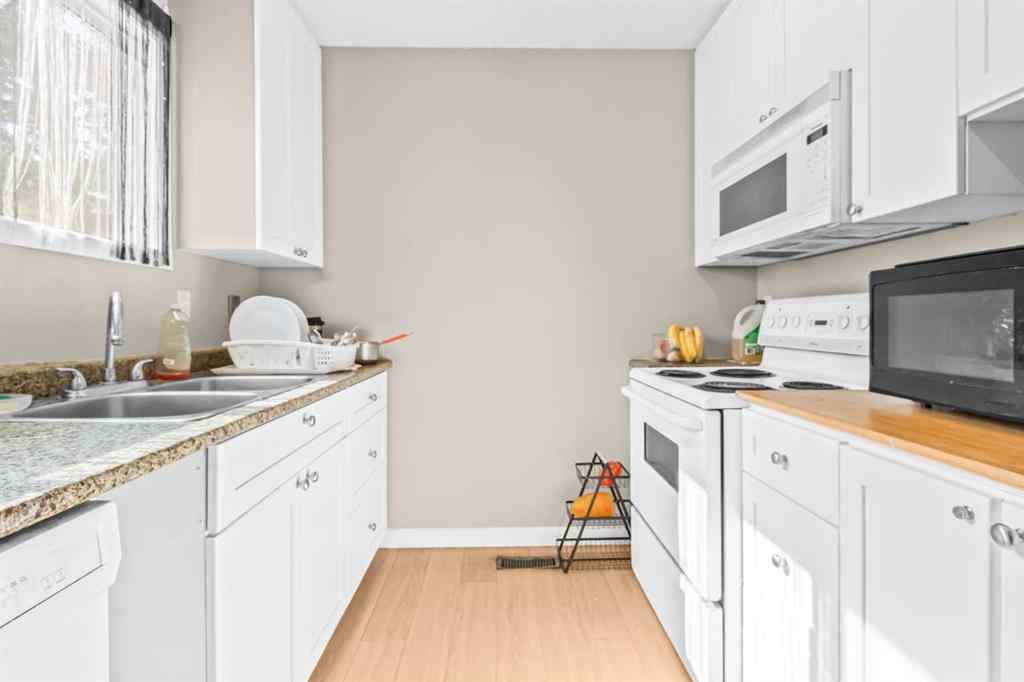 MLS® A2253479 - Unit #1 131 Templehill Drive NE in Temple Calgary, Residential