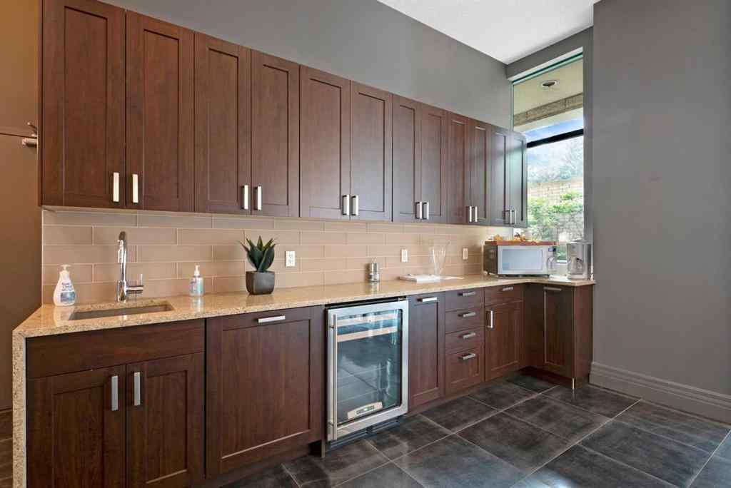 MLS® A2253487 - Unit #902 801 2 Avenue SW in Eau Claire Calgary, Residential
