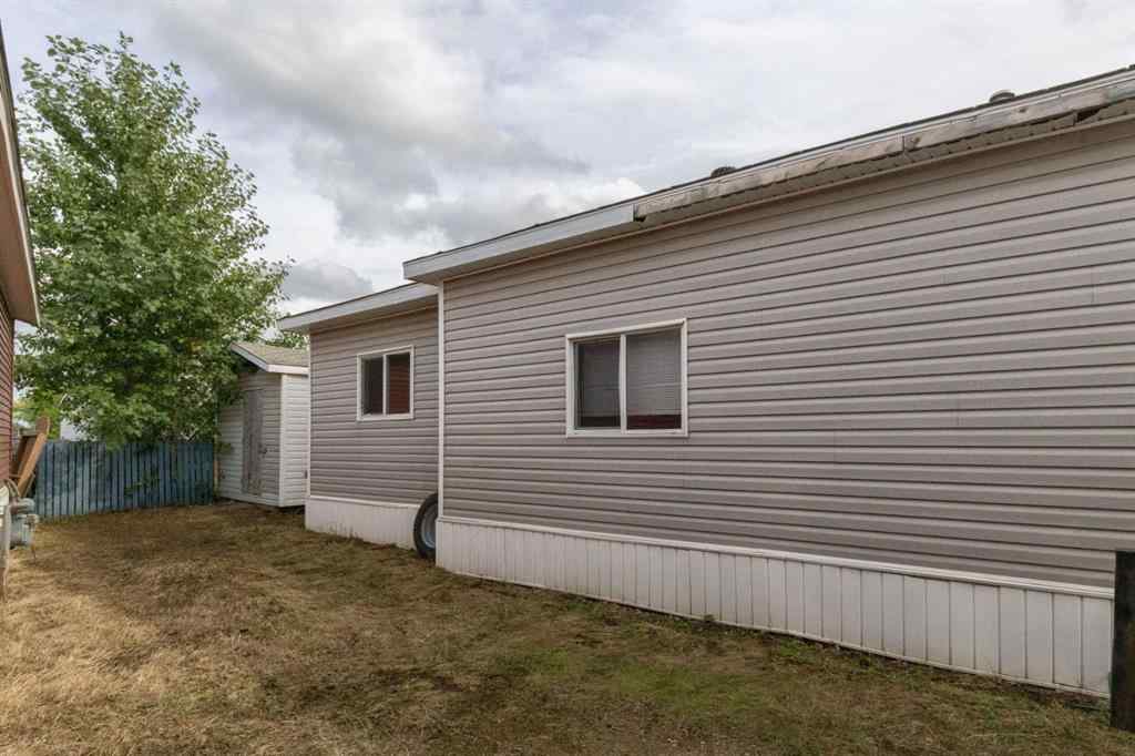 MLS® A2253494 - 301 Grenfell Crescent  in Gregoire Park Fort McMurray, Residential