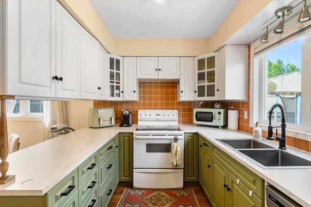 MLS® A2253495 - 12122 94A Street  in Crystal Ridge Grande Prairie, Residential