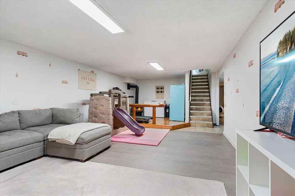 MLS® A2253495 - 12122 94A Street  in Crystal Ridge Grande Prairie, Residential
