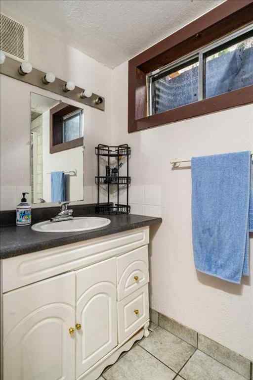 MLS® A2253495 - 12122 94A Street  in Crystal Ridge Grande Prairie, Residential