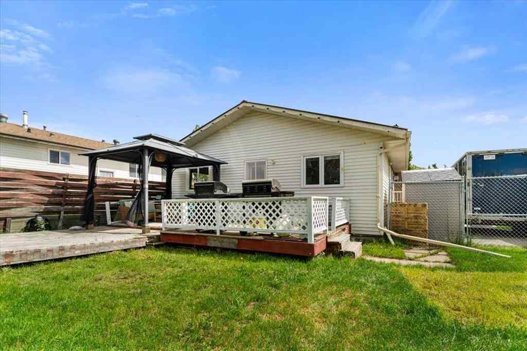 MLS® A2253495 - 12122 94A Street  in Crystal Ridge Grande Prairie, Residential