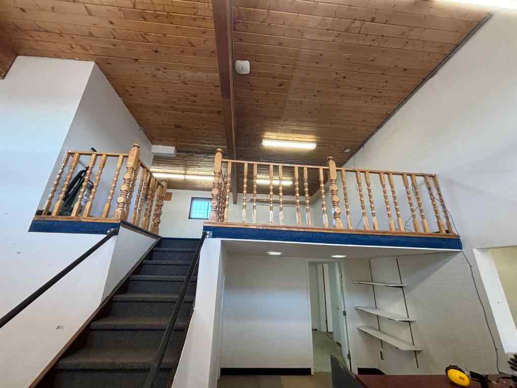 MLS® A2253496 - 9510 90 Avenue  in North End Peace River, Commercial