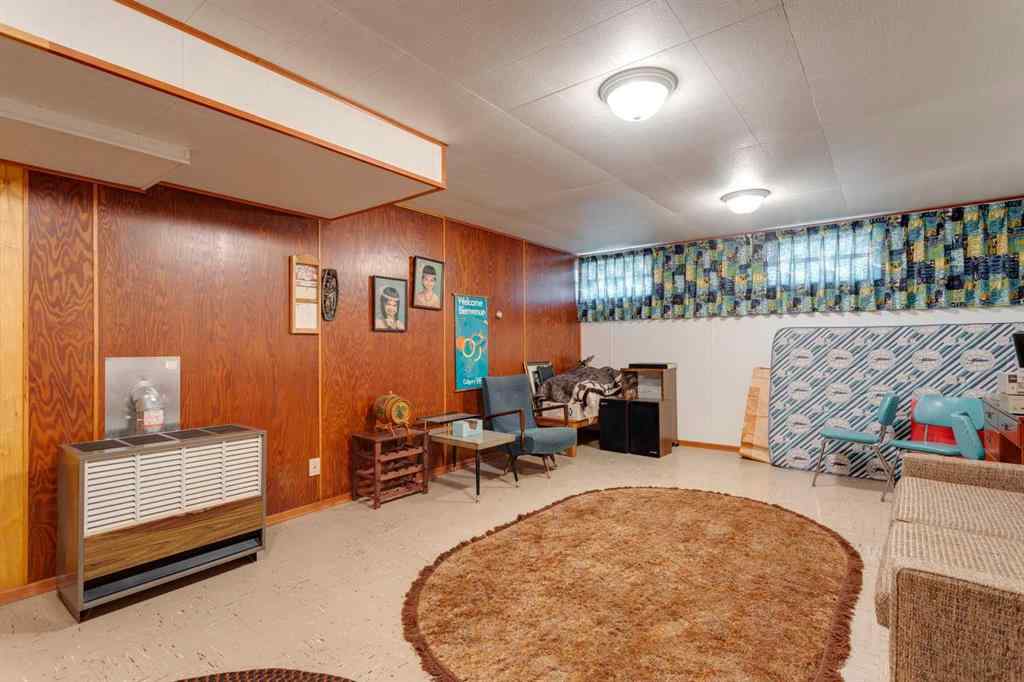 MLS® A2253500 - 21 Wildwood Drive SW in Wildwood Calgary, Residential