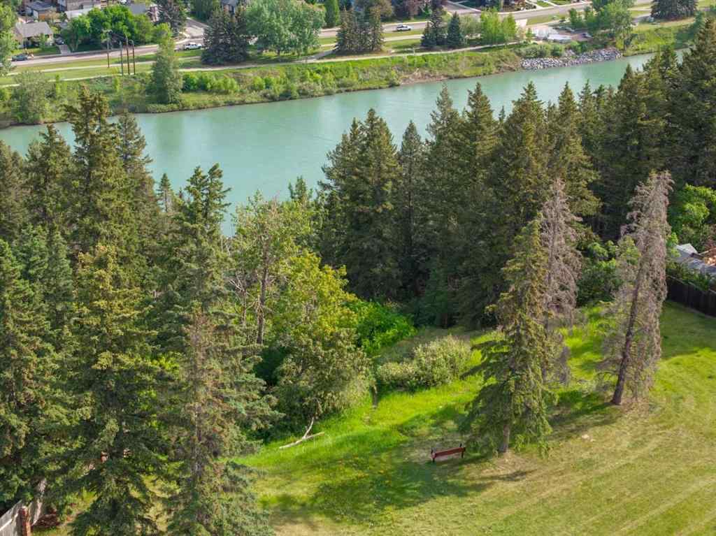 MLS® A2253500 - 21 Wildwood Drive SW in Wildwood Calgary, Residential