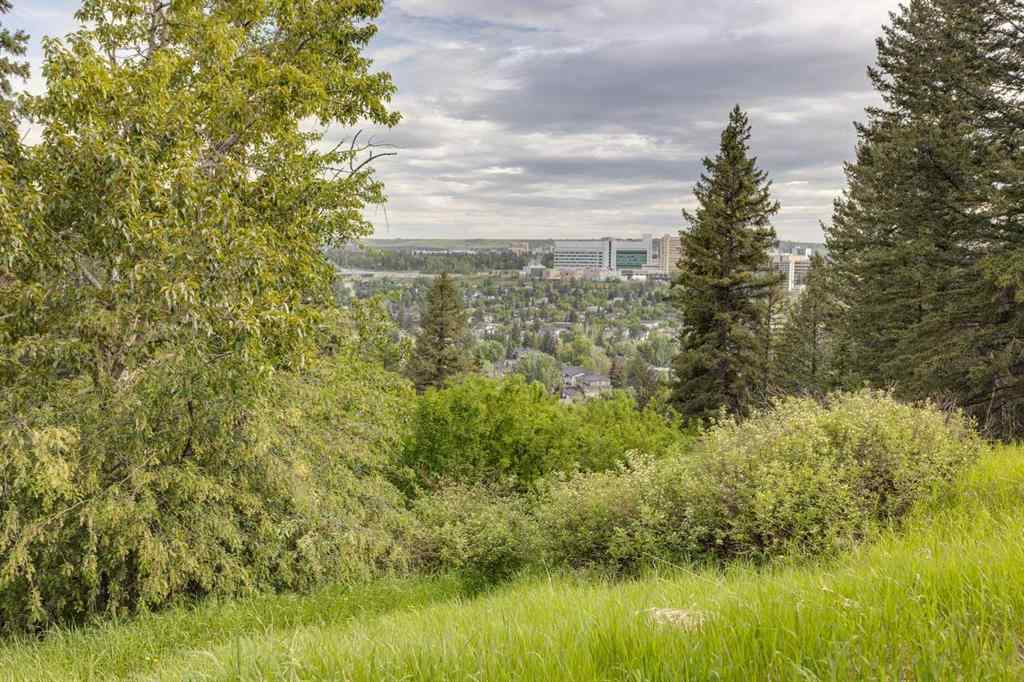 MLS® A2253500 - 21 Wildwood Drive SW in Wildwood Calgary, Residential
