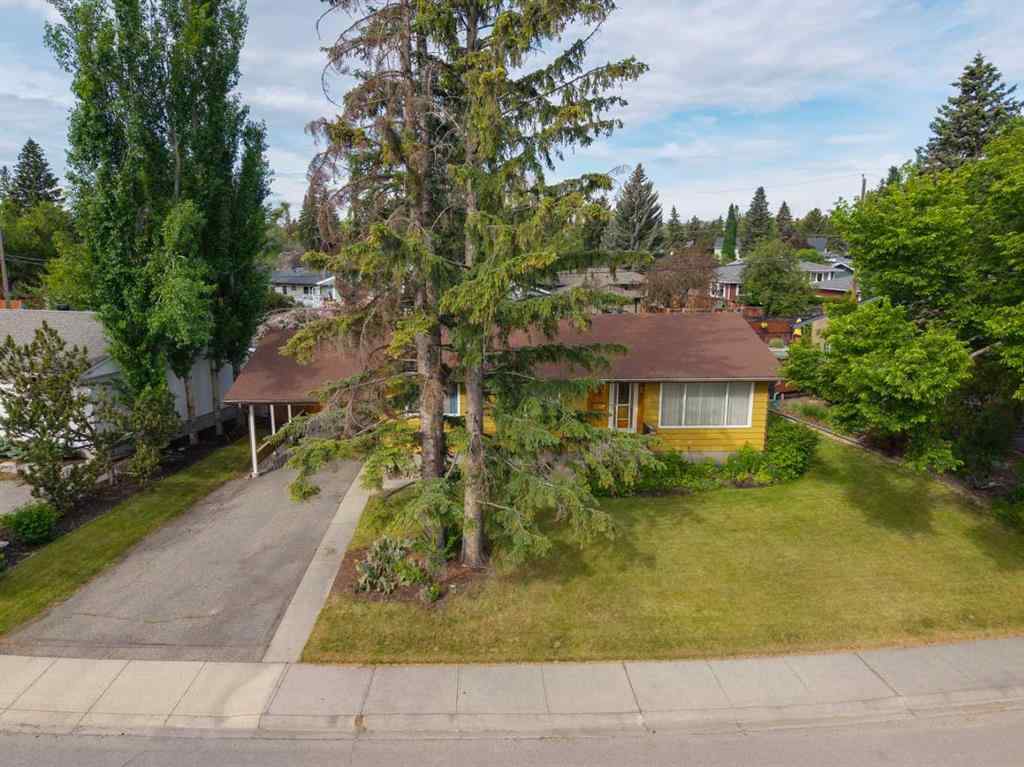 MLS® A2253500 - 21 Wildwood Drive SW in Wildwood Calgary, Residential