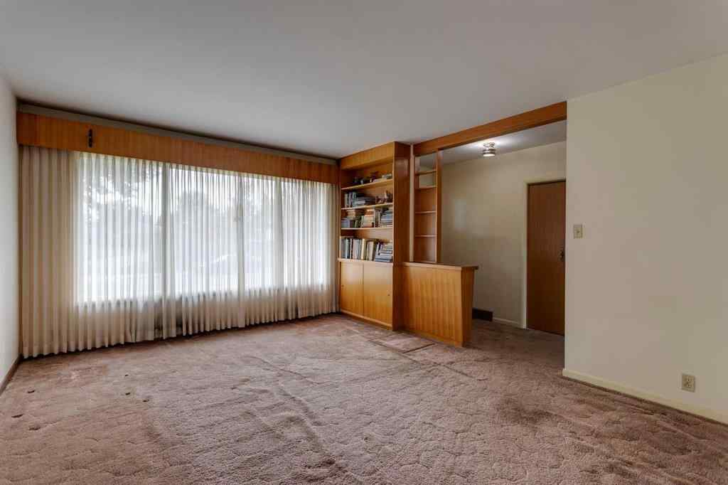 MLS® A2253500 - 21 Wildwood Drive SW in Wildwood Calgary, Residential
