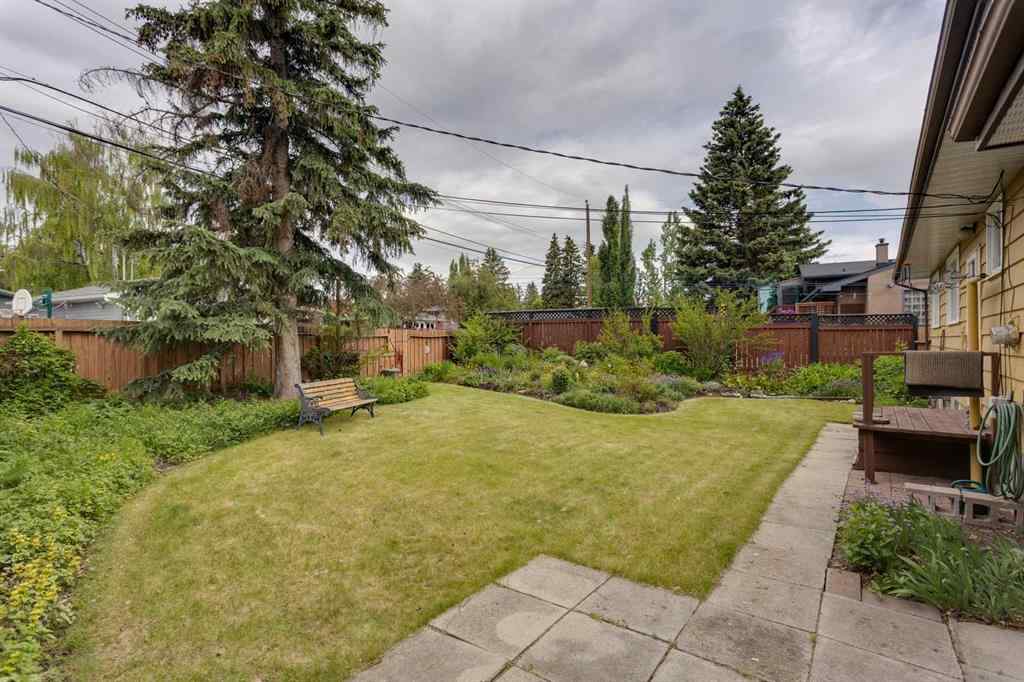 MLS® A2253500 - 21 Wildwood Drive SW in Wildwood Calgary, Residential