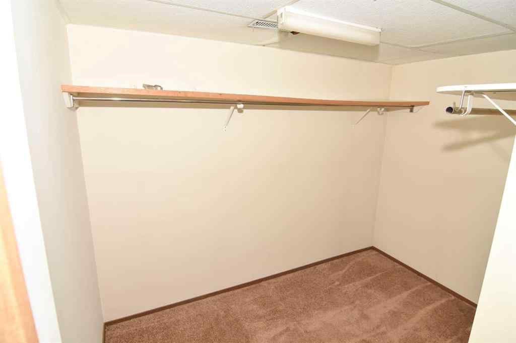 MLS® A2253506 - 5123 32 Avenue SW in Glenbrook Calgary, Residential