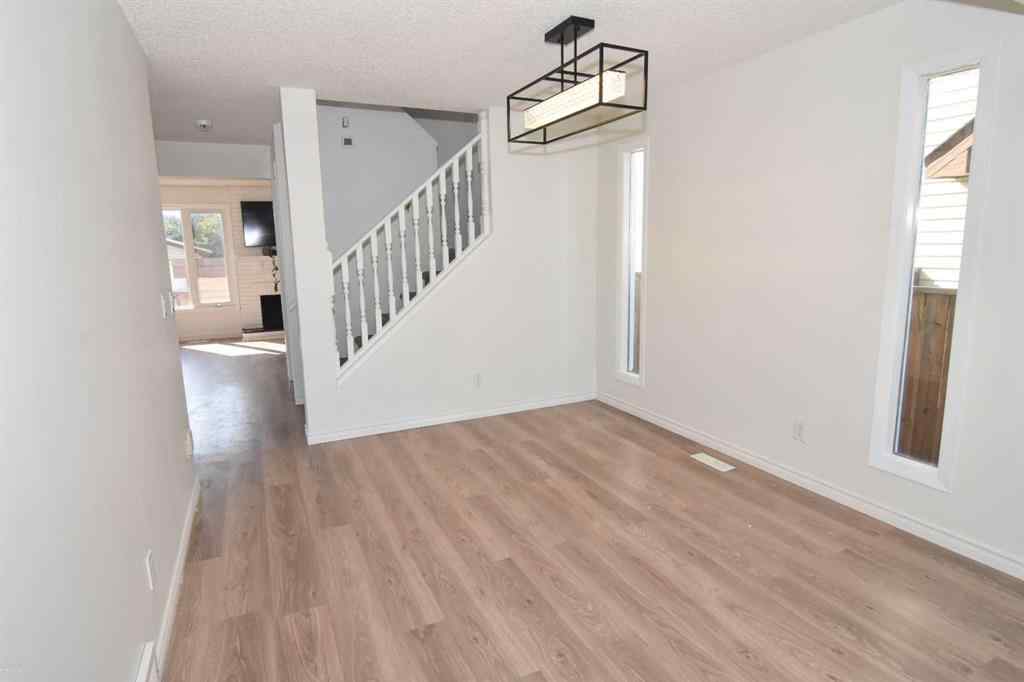 MLS® A2253506 - 5123 32 Avenue SW in Glenbrook Calgary, Residential