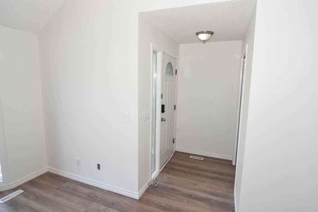 MLS® A2253506 - 5123 32 Avenue SW in Glenbrook Calgary, Residential