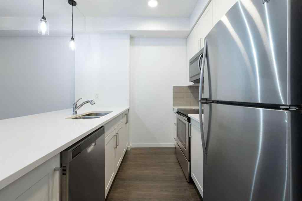 MLS® A2253508 - Unit #301 10 Mahogany Mews SE in Mahogany Calgary, Residential