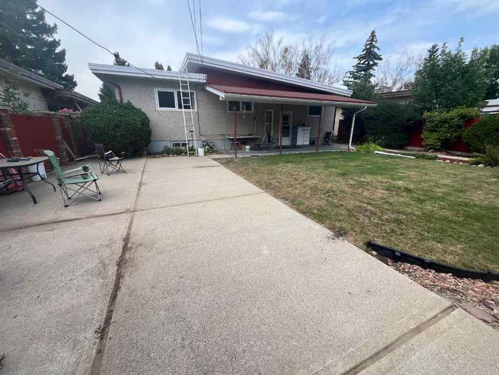 MLS® A2253511 - 1411 28 Street S in Lakeview Lethbridge, Residential