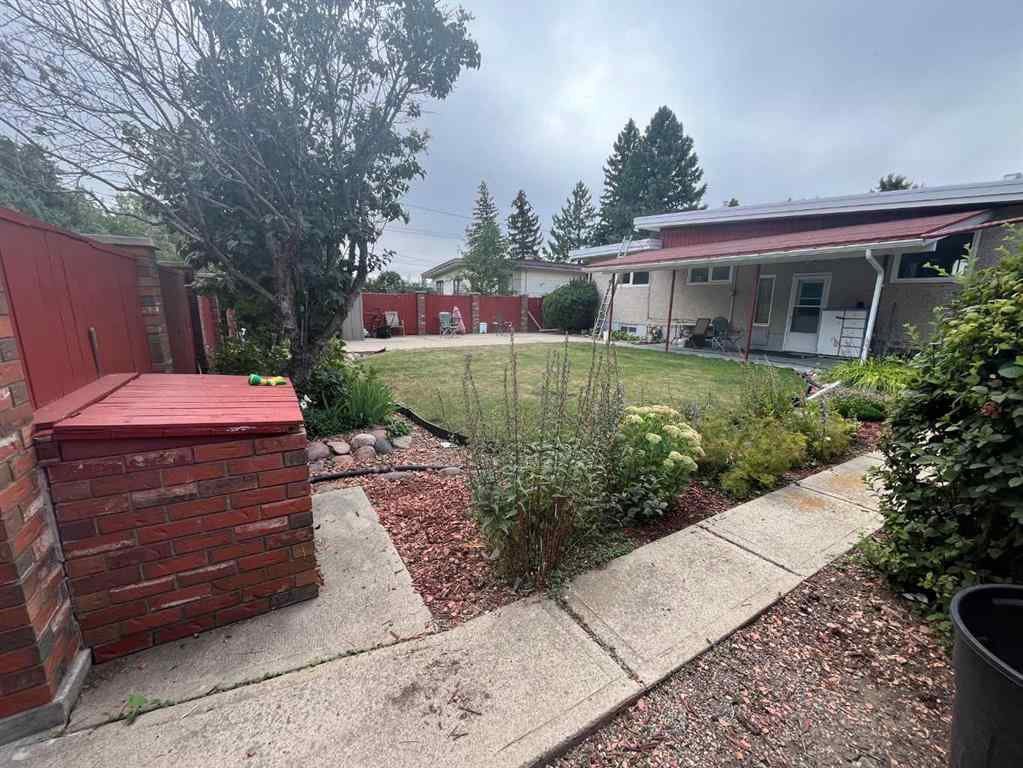 MLS® A2253511 - 1411 28 Street S in Lakeview Lethbridge, Residential