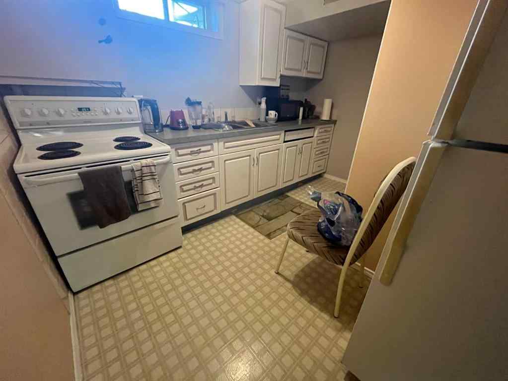MLS® A2253511 - 1411 28 Street S in Lakeview Lethbridge, Residential