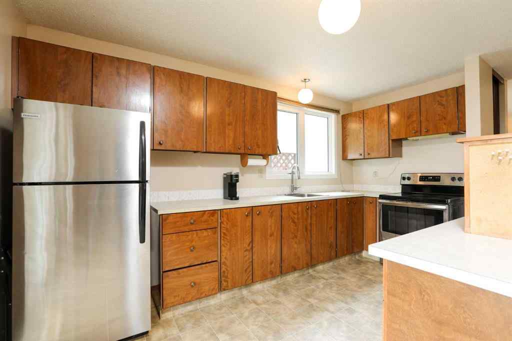 MLS® A2253514 - 1121 St David Road N in St Edwards Lethbridge, Residential