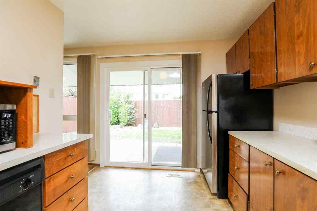MLS® A2253514 - 1121 St David Road N in St Edwards Lethbridge, Residential