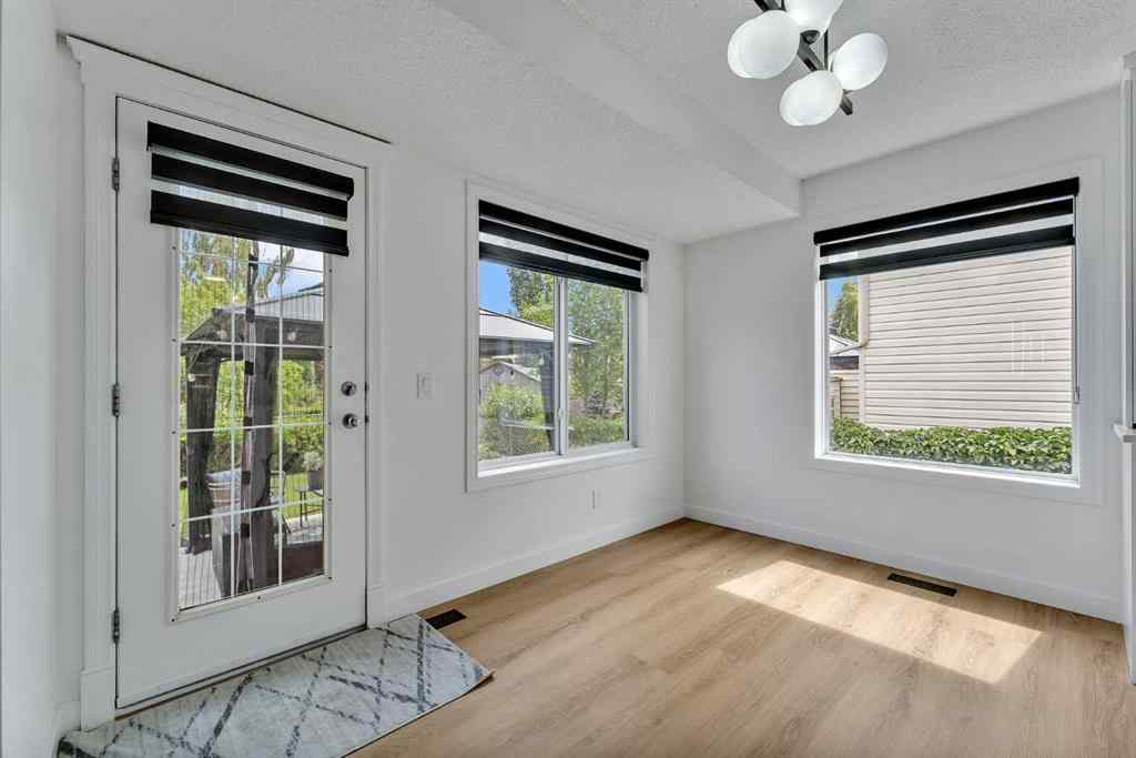 MLS® A2253515 - 135 West Lakeview Passage  in Lakeview Landing Chestermere, Residential