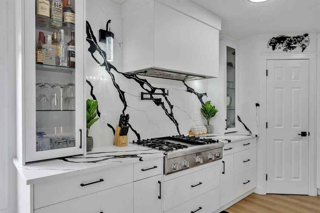 MLS® A2253515 - 135 West Lakeview Passage  in Lakeview Landing Chestermere, Residential