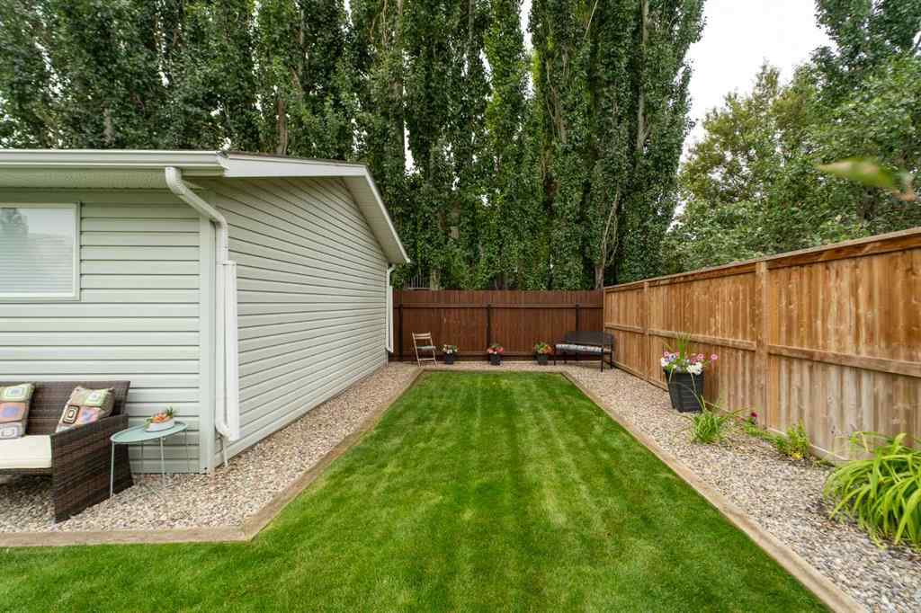 MLS® A2253522 - 133 Mt Alderson Crescent W in Mountain Heights Lethbridge, Residential