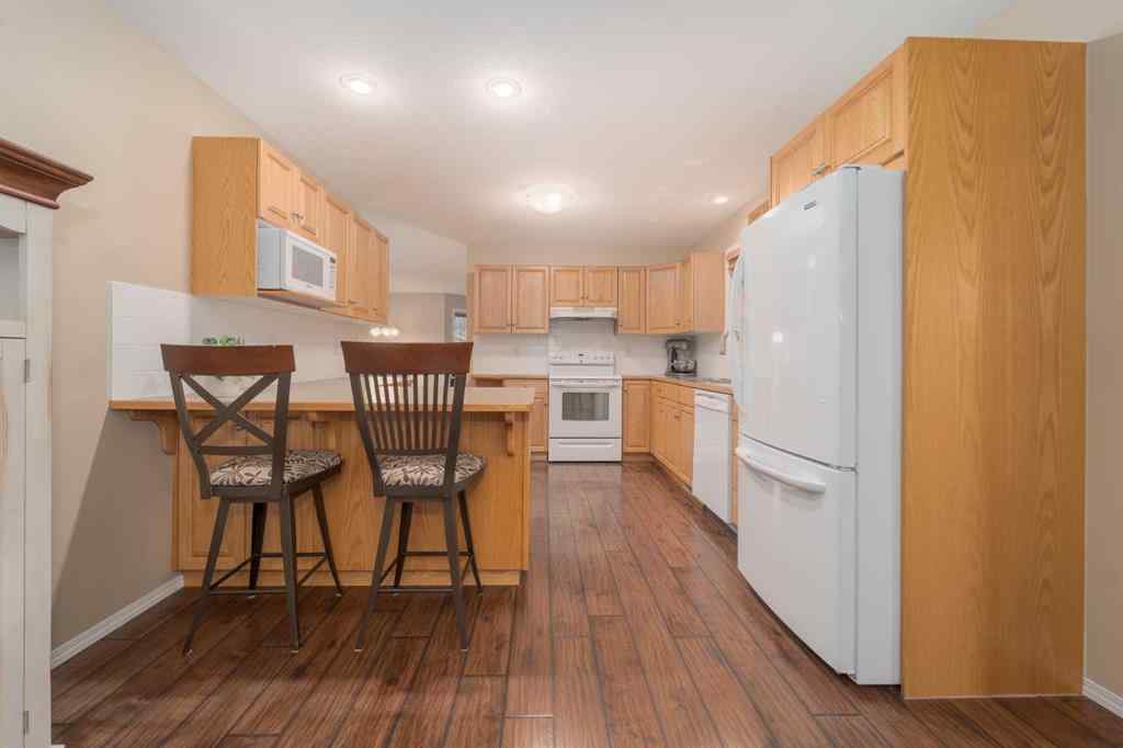 MLS® A2253522 - 133 Mt Alderson Crescent W in Mountain Heights Lethbridge, Residential