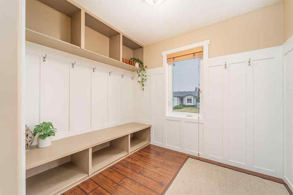 MLS® A2253522 - 133 Mt Alderson Crescent W in Mountain Heights Lethbridge, Residential